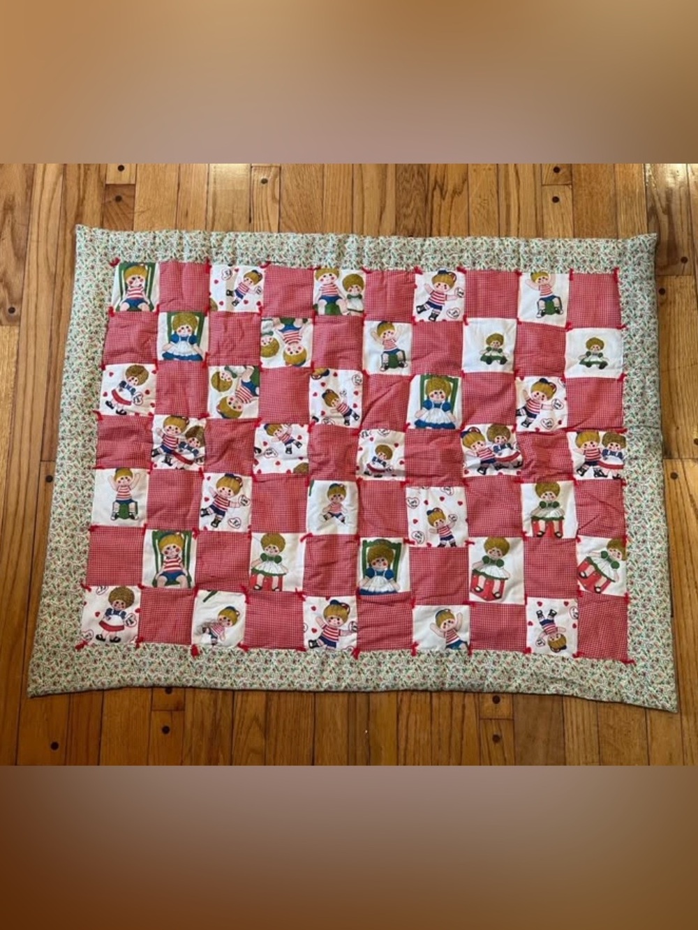 Vintage 1970s Handmade Spring Mills Patchwork Quilted Baby Blanket 44 x 35"